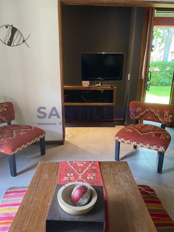 Propiedad estilo campo en alquiler en Carilo