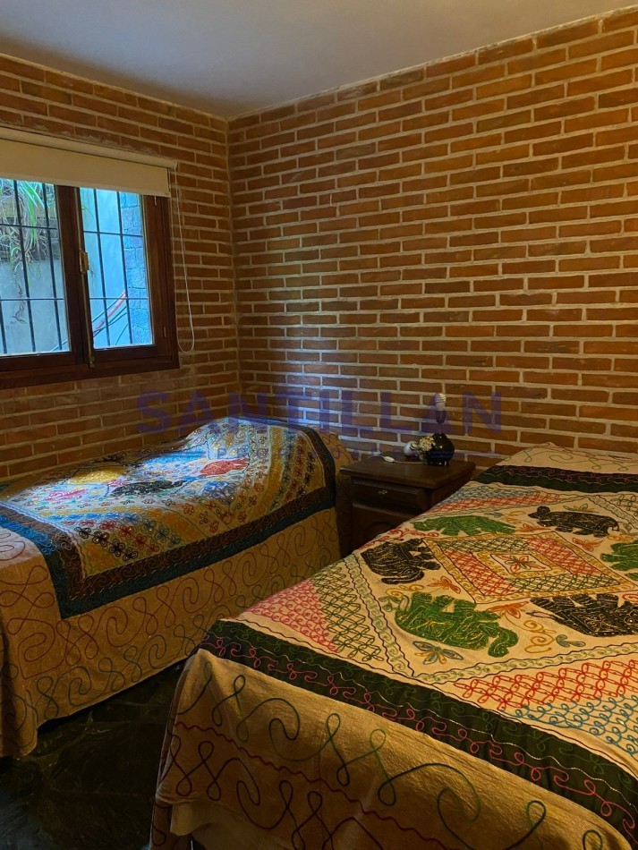 CASA EN ALQUILER  EN EL BOSQUE DE CARILO CON JACUZZI