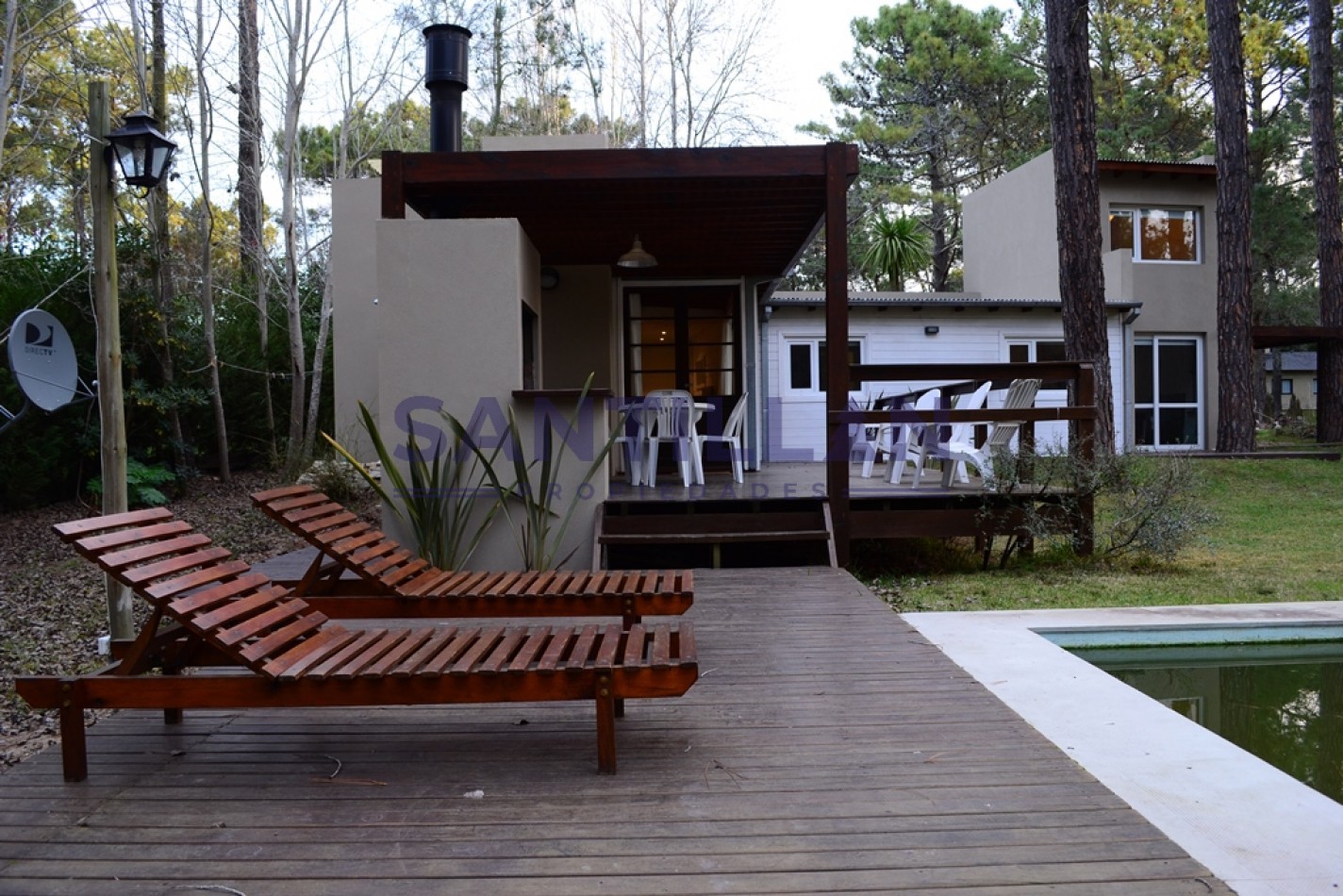 Propiedad con piscina en Carilo