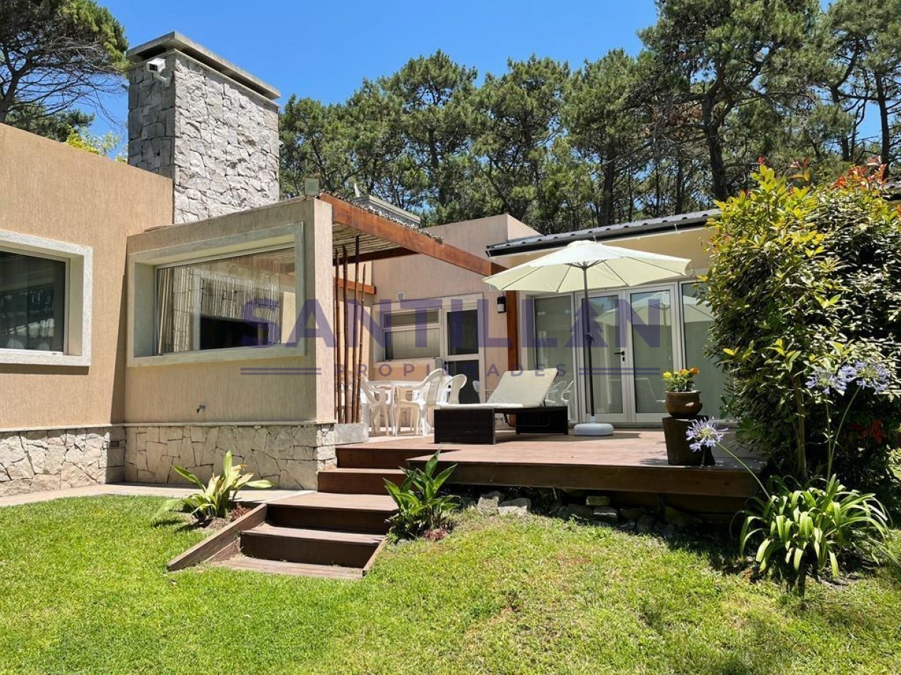 Moderna Propiedad en Alquiler en Carilo