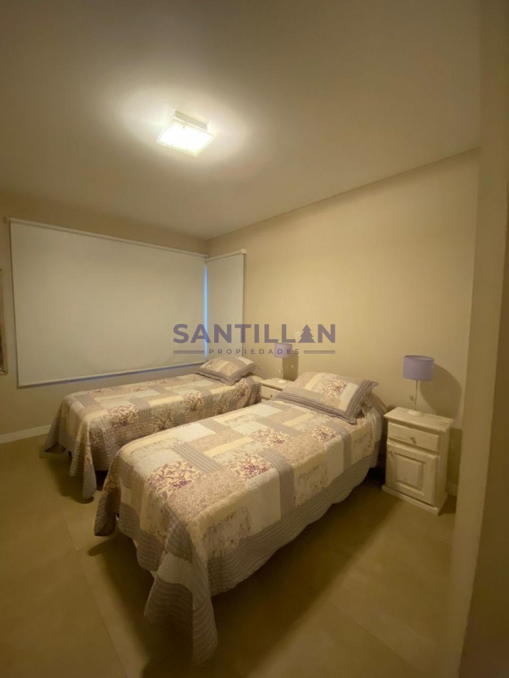 Moderna propiedad en alquiler en Carilo