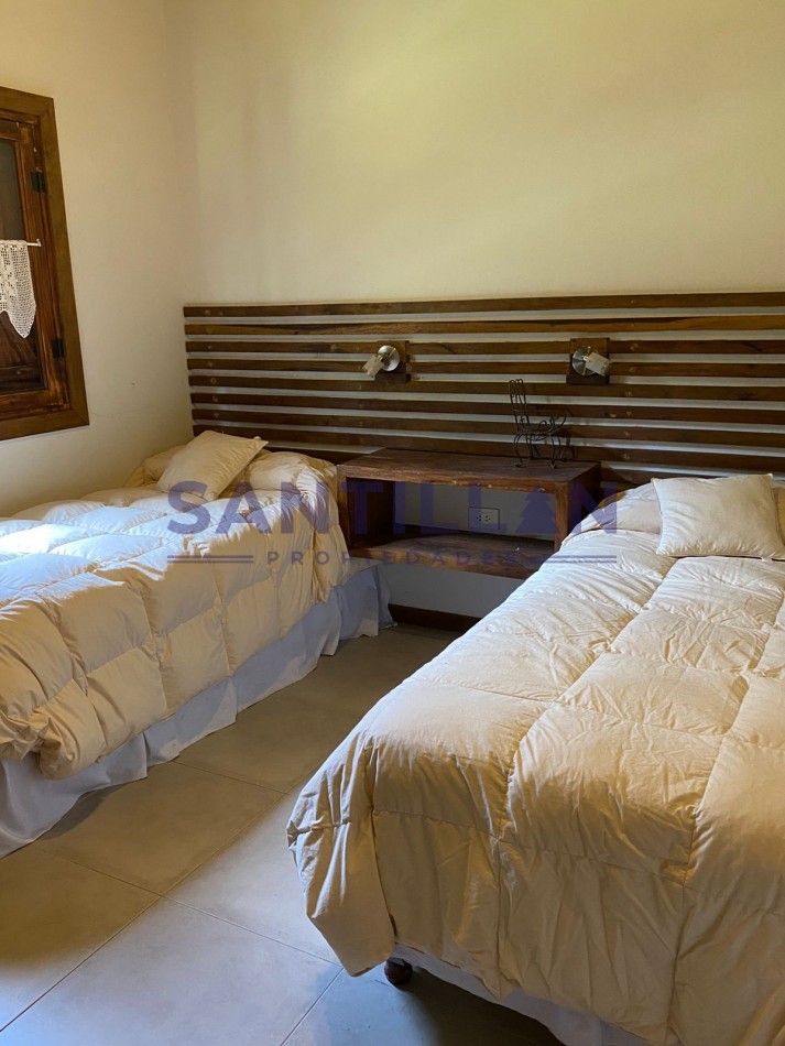 Propiedad estilo campo en alquiler en Carilo