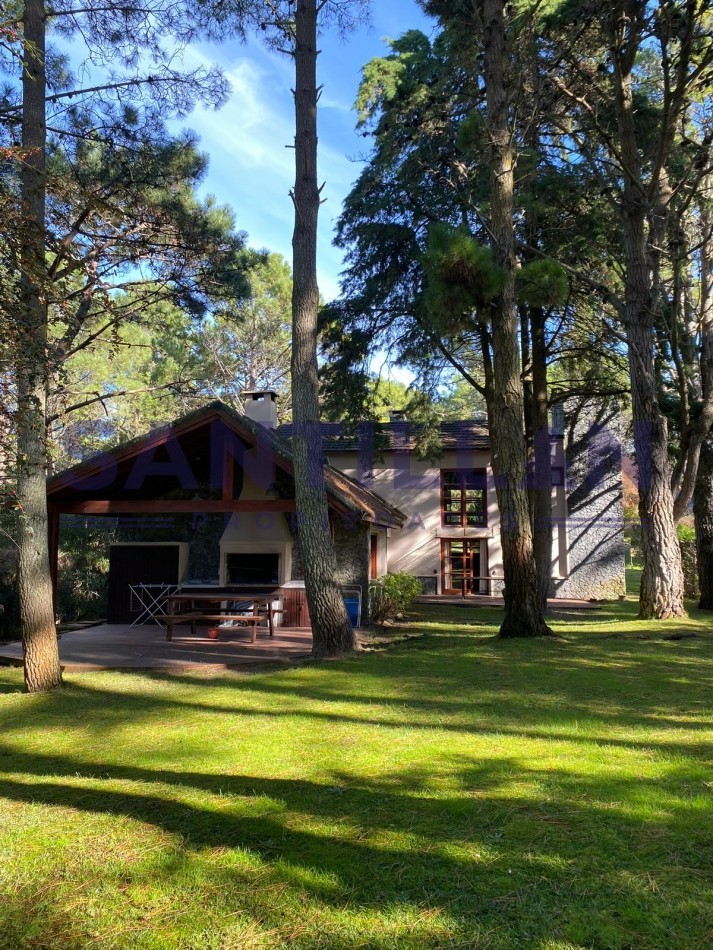 Propiedad en Venta, Zona Carilo