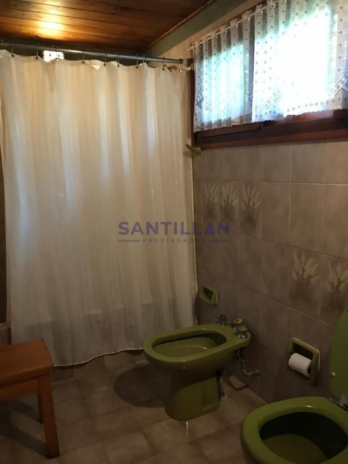 Propiedad De Estilo Tradicional En El Bosque De Carilo