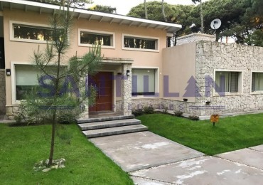 Moderna Propiedad en Alquiler en Carilo